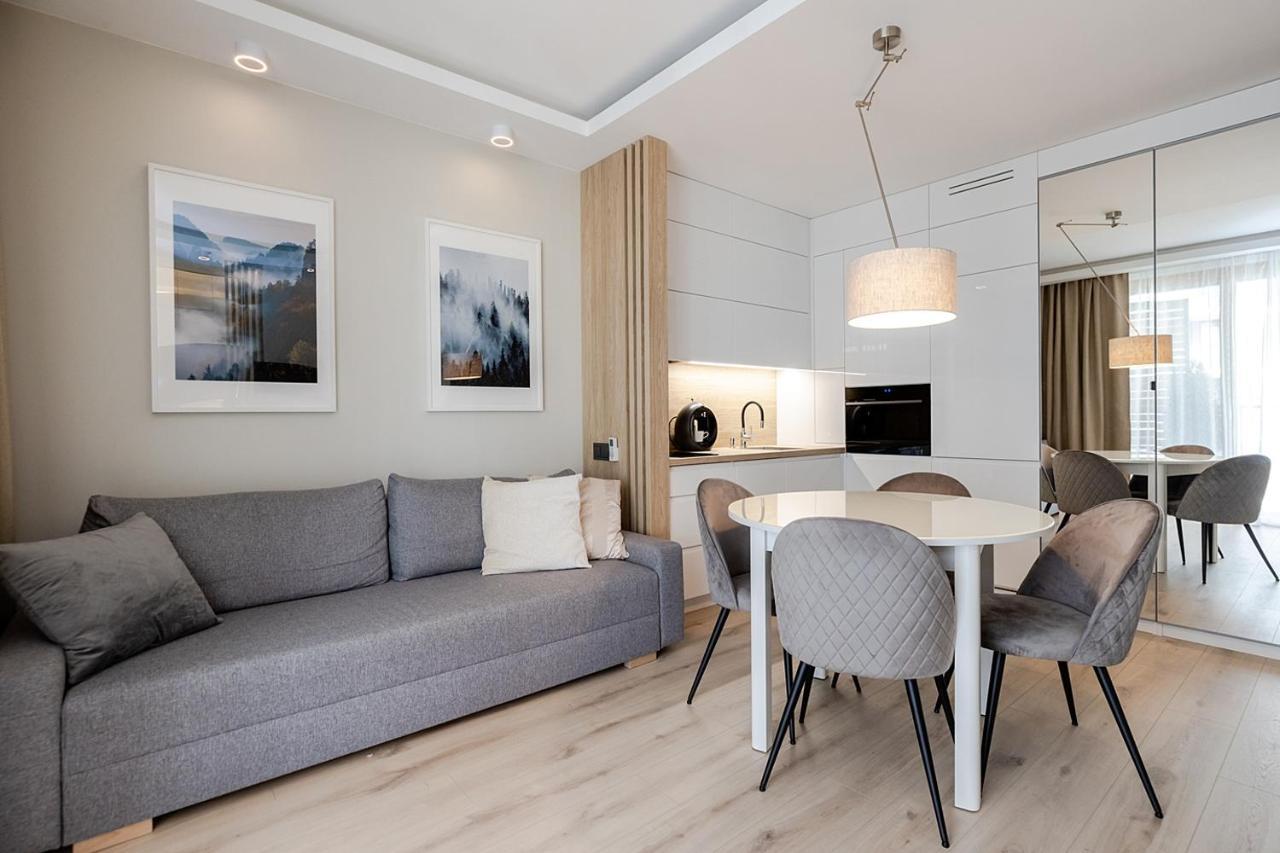 Wola, Wi-fi, Smart Lock, Air Condition Warsaw